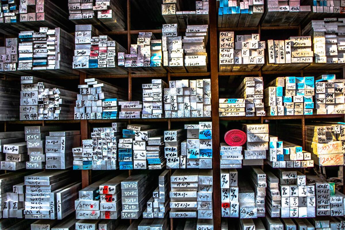 五金店为什么不容易倒闭,五金店开张后一直亏本