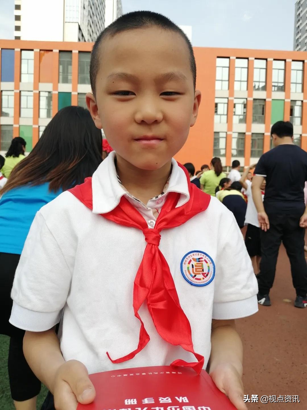 郑东新区康宁小学是不是重点,郑州市康宁小学社团