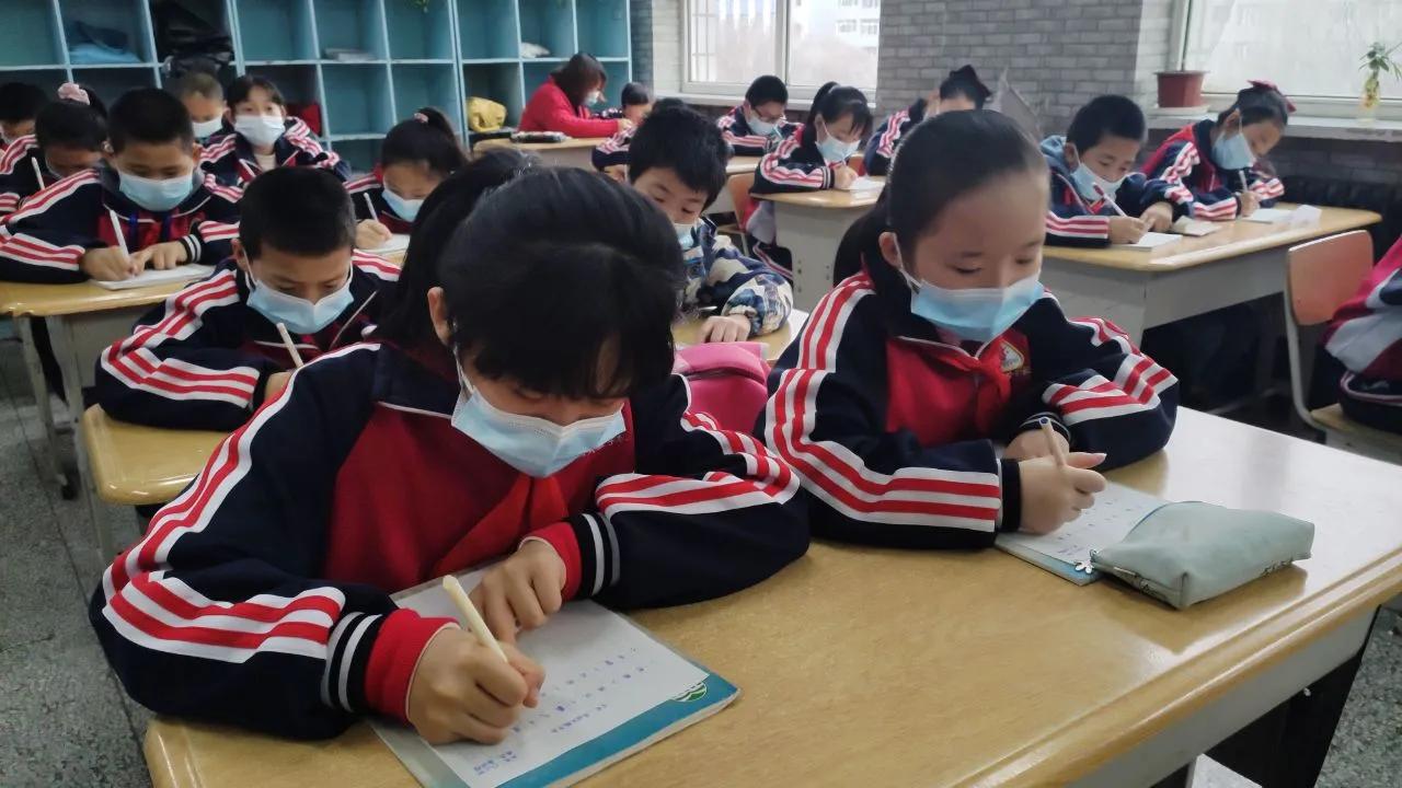 乌鲁木齐南湖实验学校与南湖中学,乌鲁木齐南湖实验中学排名第几