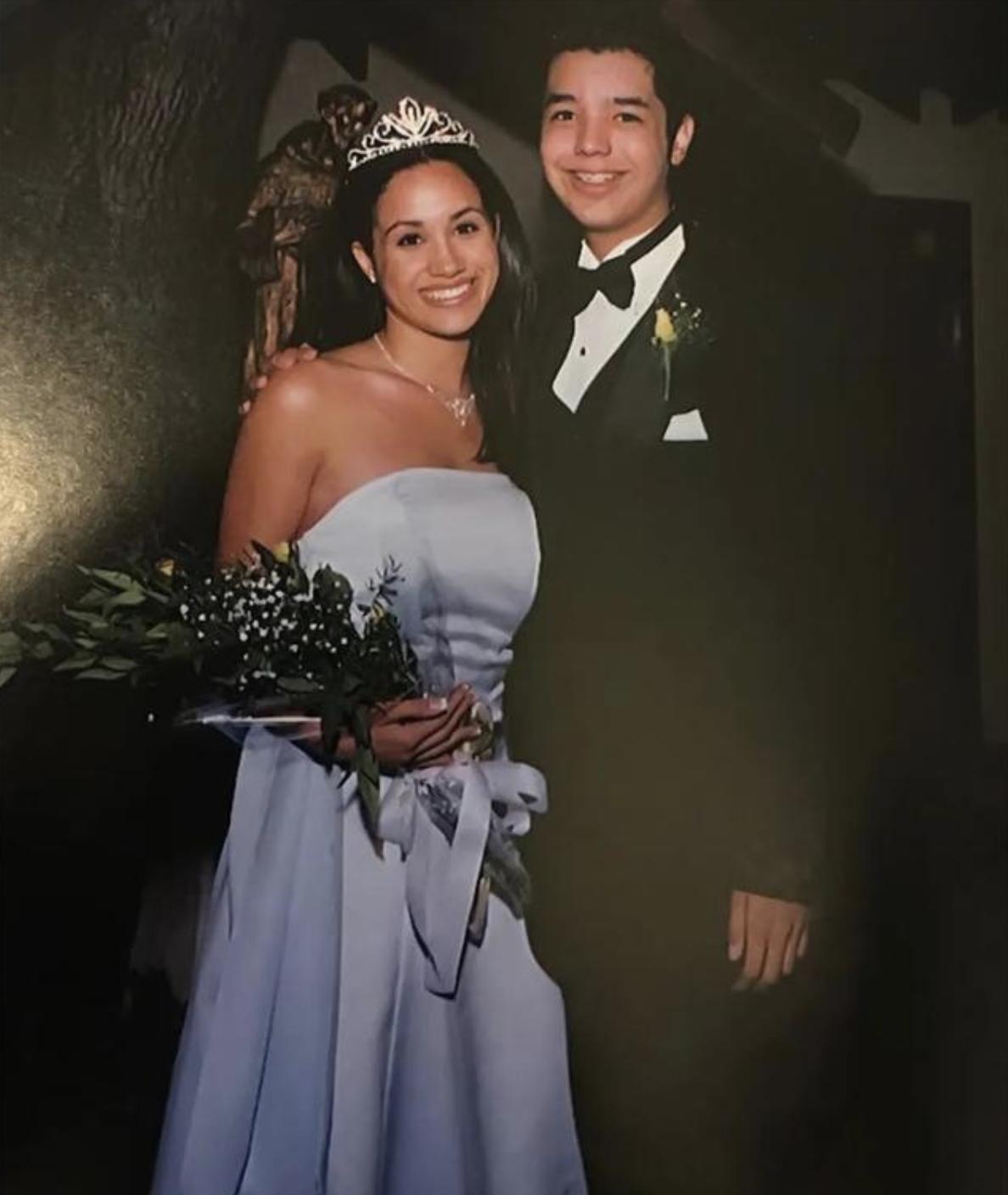 梅根颜值巅峰照,梅根惊艳亮相图片