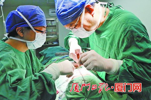 厦门设立最早、规模最大的医美正规军——厦大附一思明院区医疗美容科建科三十五年，深耕技术，持续创新