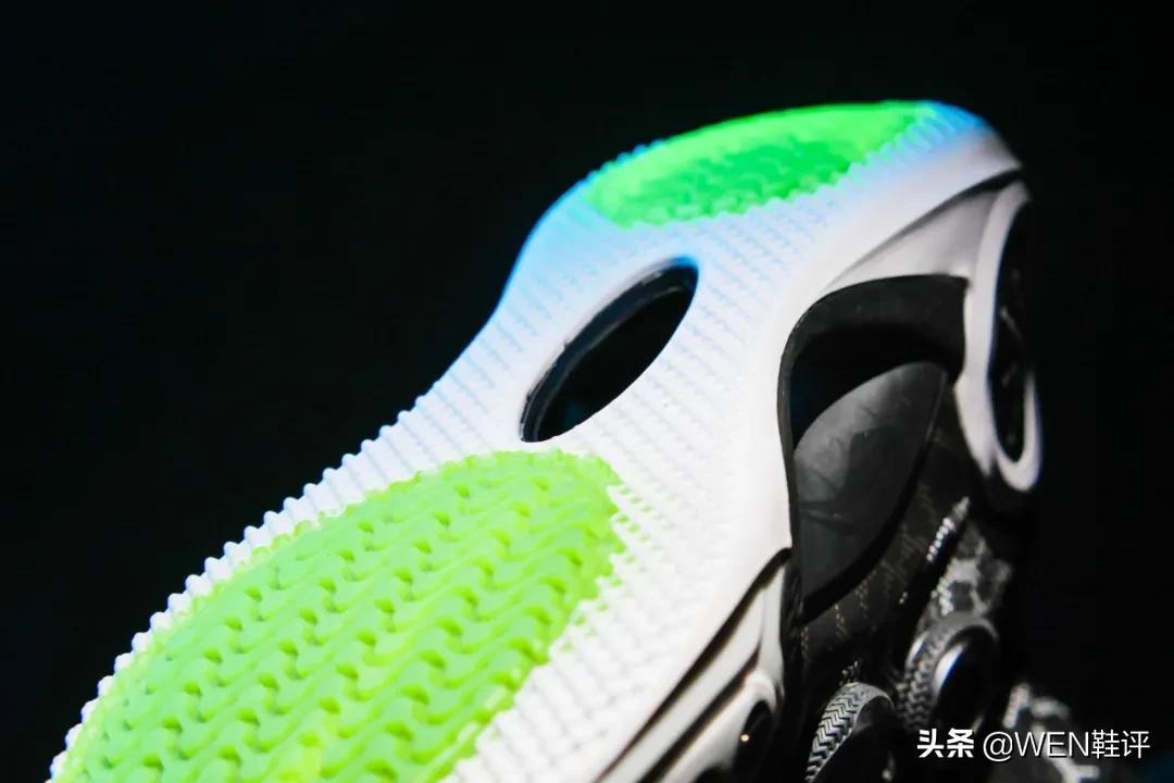 1599竟让李宁黑都大呼牛皮,WOW9无限版的配置到底有多牛