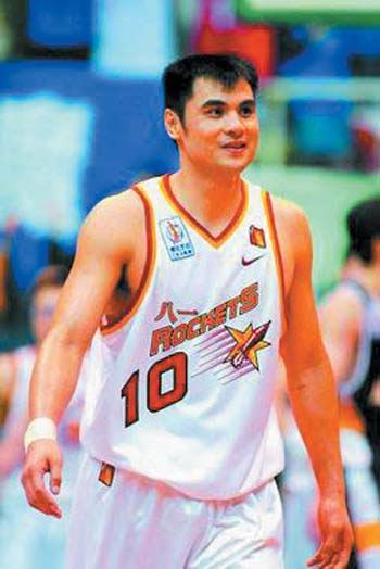 盘点历届奥运会开幕式,历届奥运会开幕式中国代表团旗手