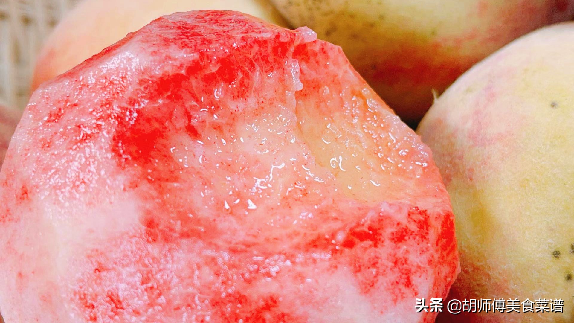 买桃子咋挑,买桃子的果农