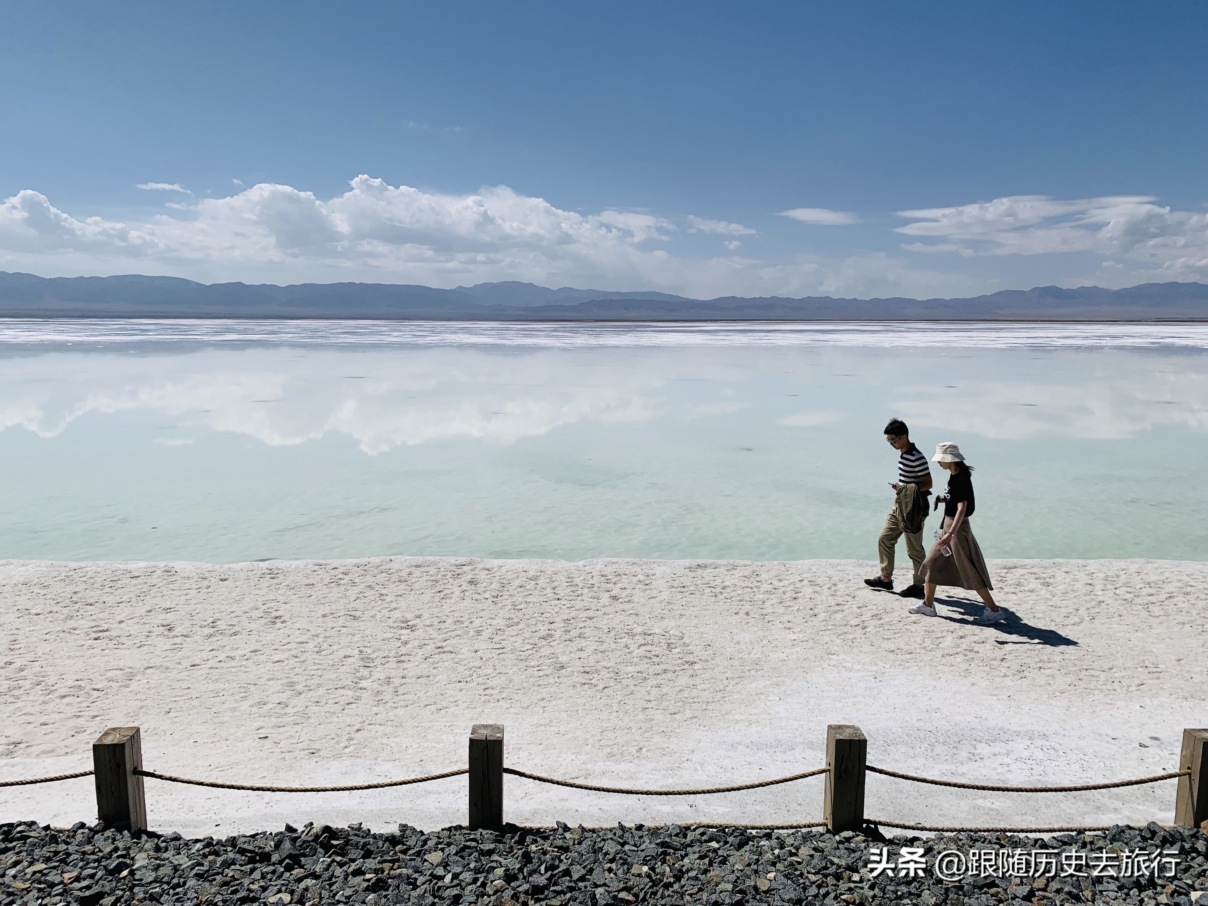 美丽的青海茶卡盐湖我们来了,茶卡盐湖景色好美
