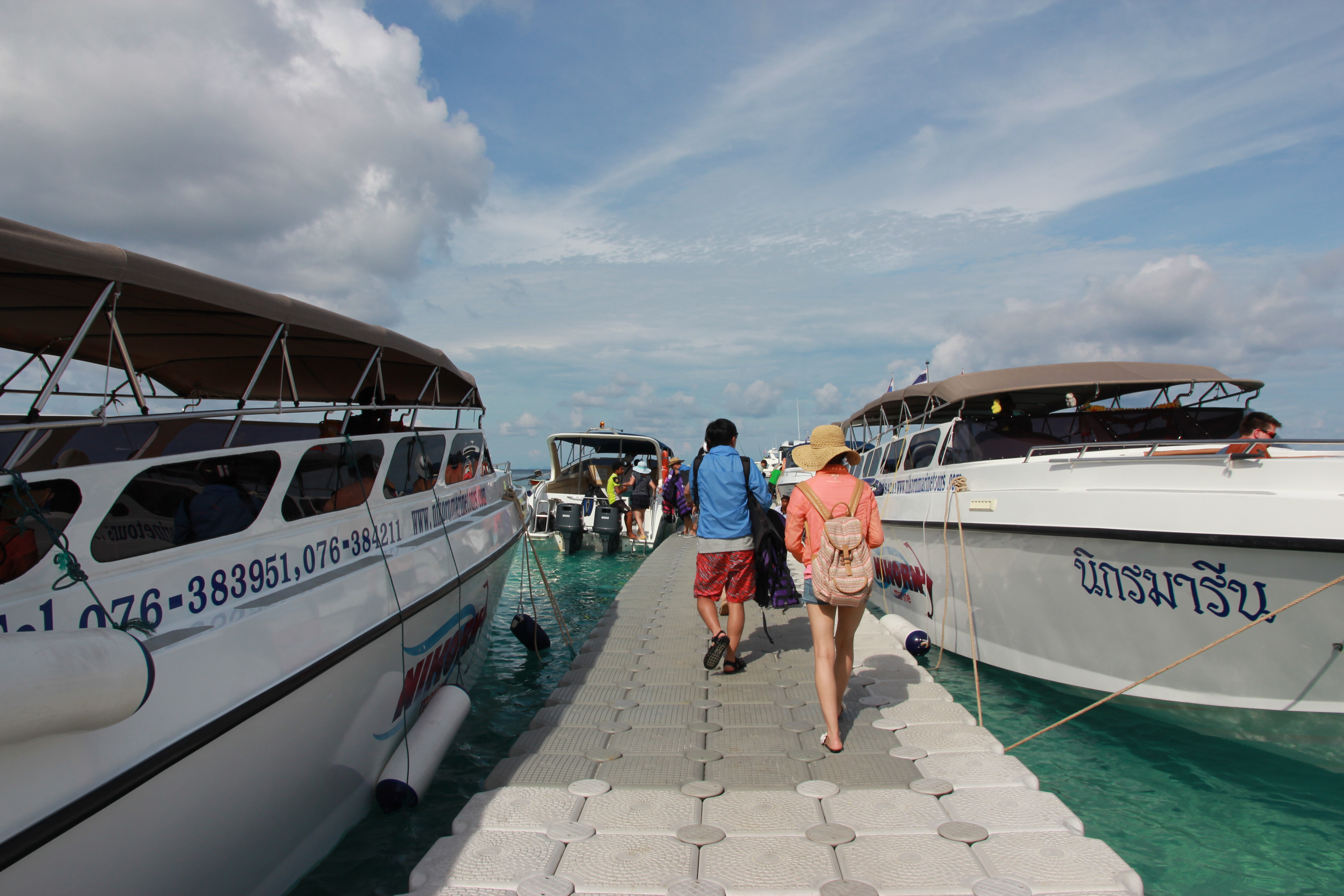 在普吉岛浮潜拍到的美妙海底世界 (普吉岛cape panwa hotel浮潜)