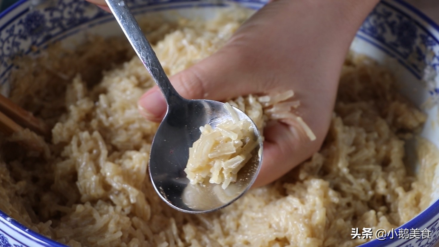 年夜饭粉条丸子的做法,年夜饭丸子怎么吃