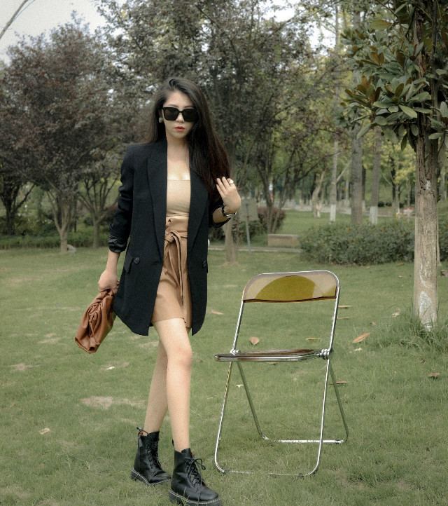 为什么穿马丁靴显腿短,为什么有的人穿马丁靴显胖