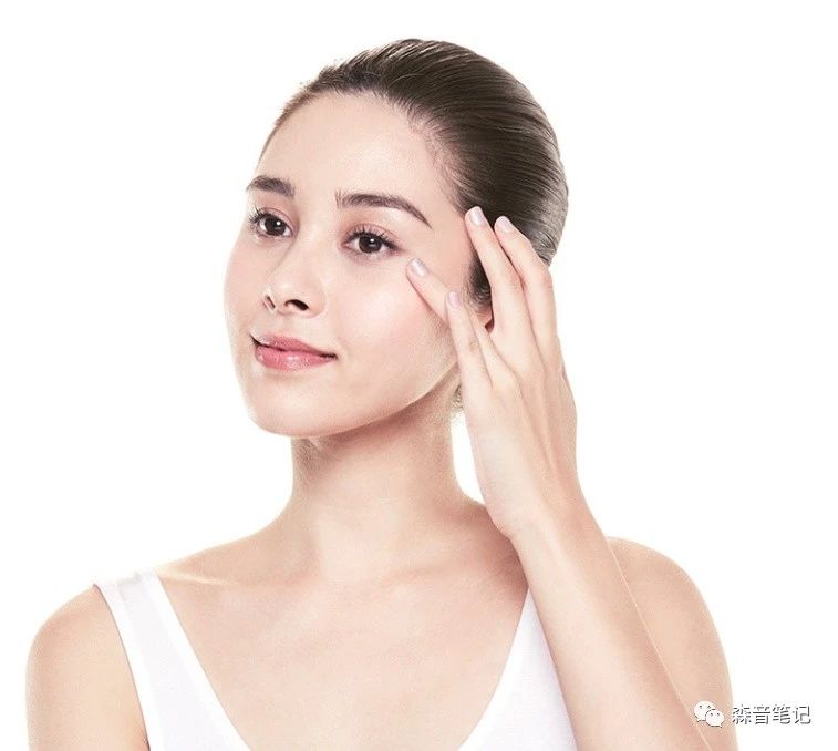 脸上有血丝红点,脸上有血丝红块