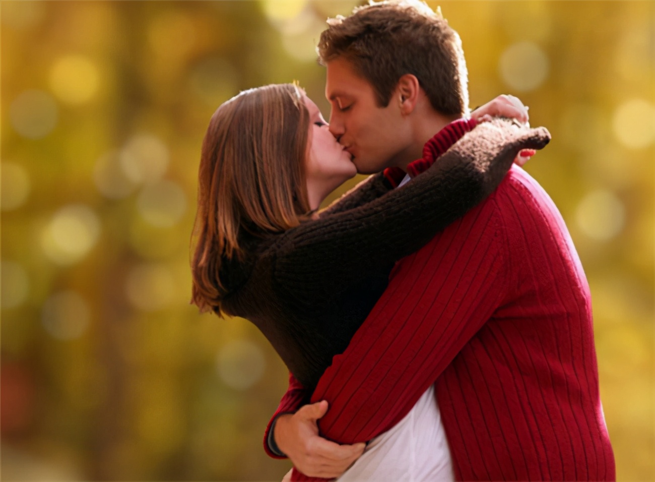 一个强势女人对家庭带来的伤害,妻子怎么维护自己的家庭地位