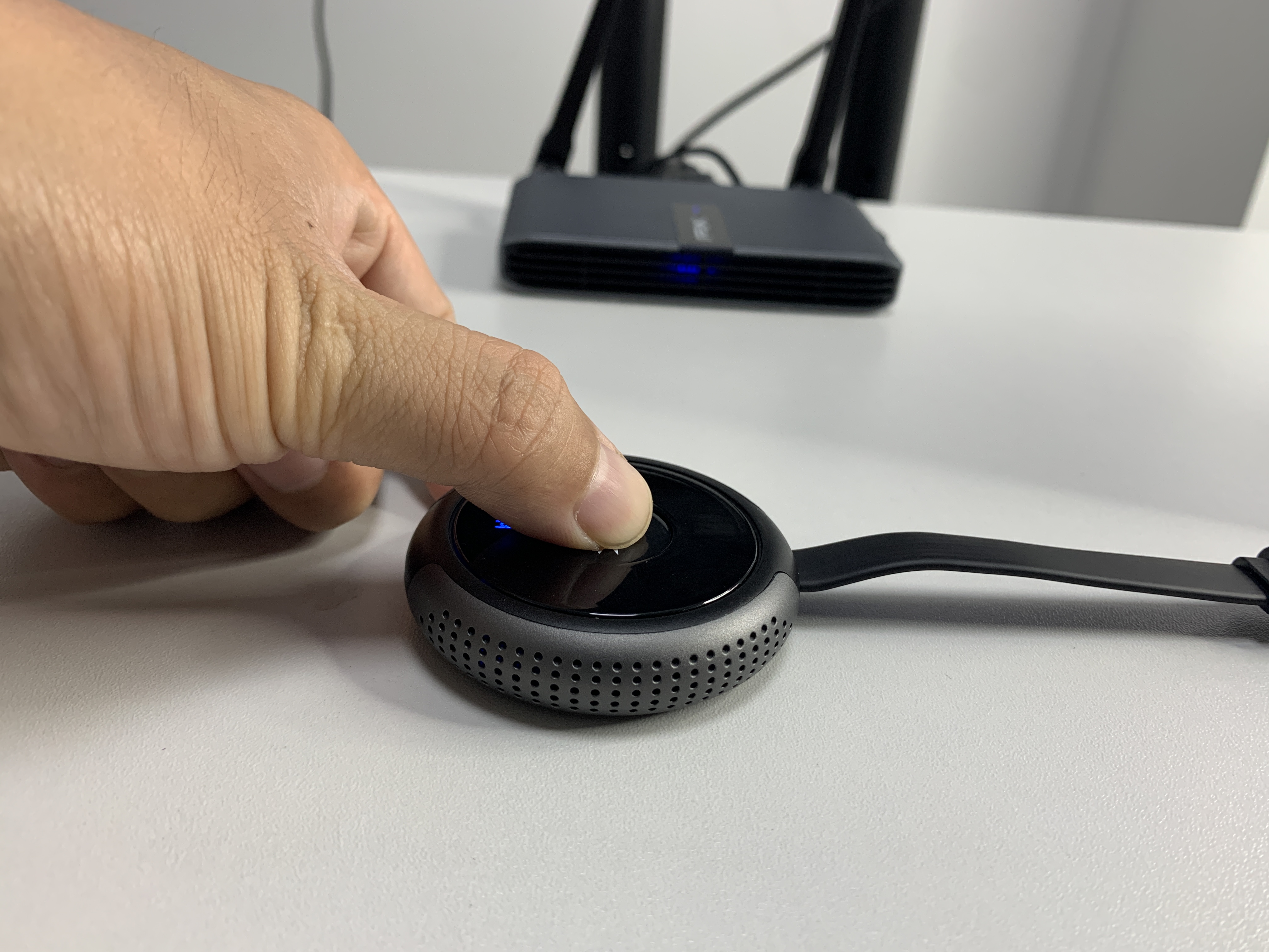 不用hdmi线怎么连投影仪,苹果电脑如何连接hdmi投屏电视