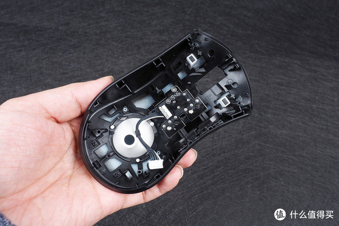 2022雷蛇游戏鼠标推荐,雷蛇炼狱蝰蛇鼠标最低dpi多少