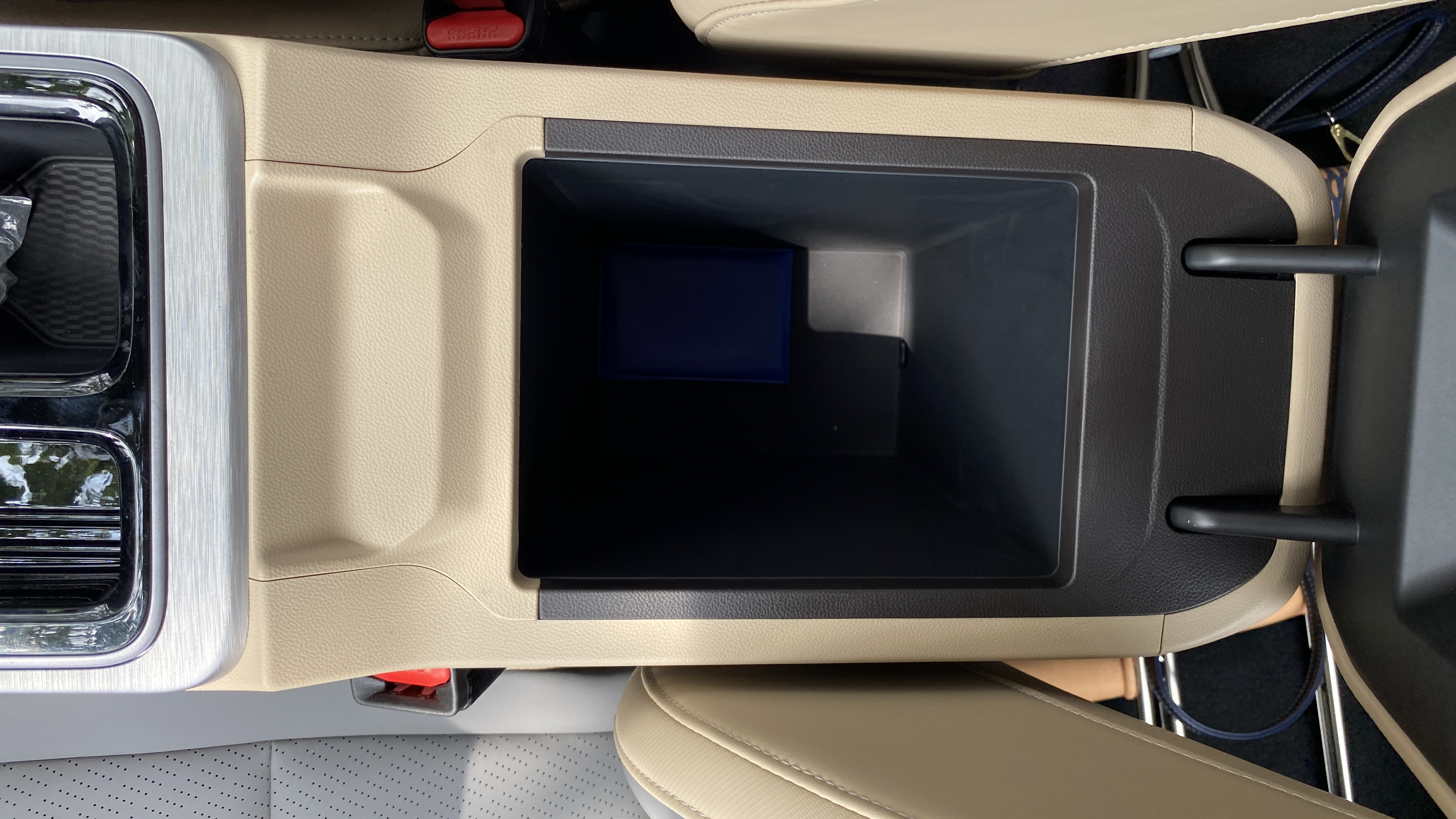 广汽埃安电动汽车怎样,广汽埃安suv电动车价格