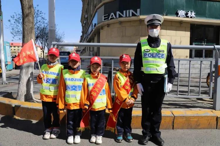 小学劳动实践教育安全预案,劳动实践做交通安全小达人