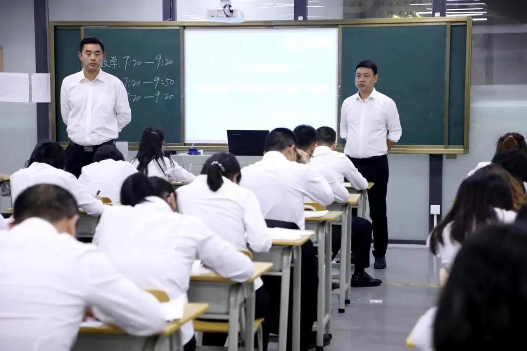 “师生同考”又何妨？奋达老师的实力超乎想象