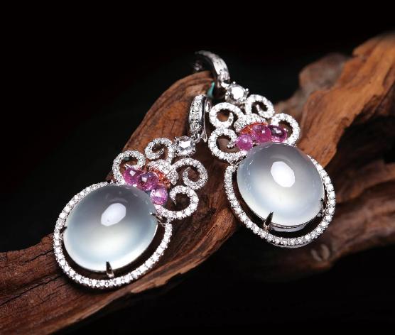 翡翠也能像钻石一样人工合成,钻石都可以人工合成翡翠也可以吗