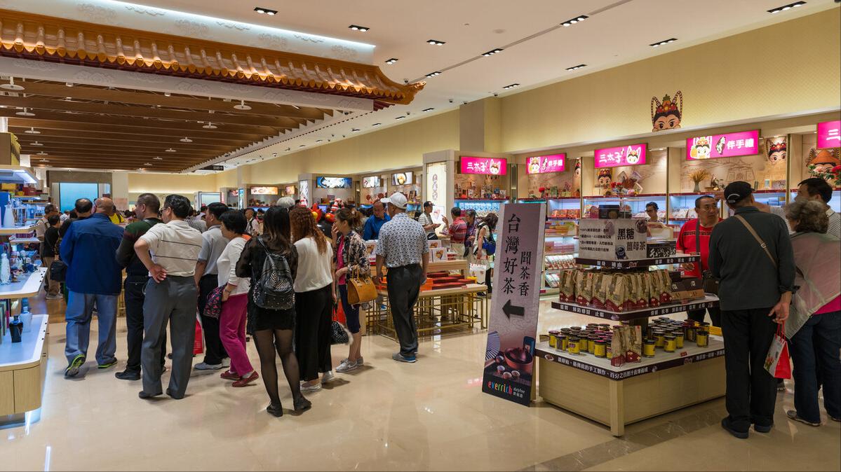 兼职代购的堂姐:当教学成为了副业,是什么把老师逼成了这样?