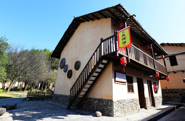 全南石为土围屋介绍,客家土围楼图片