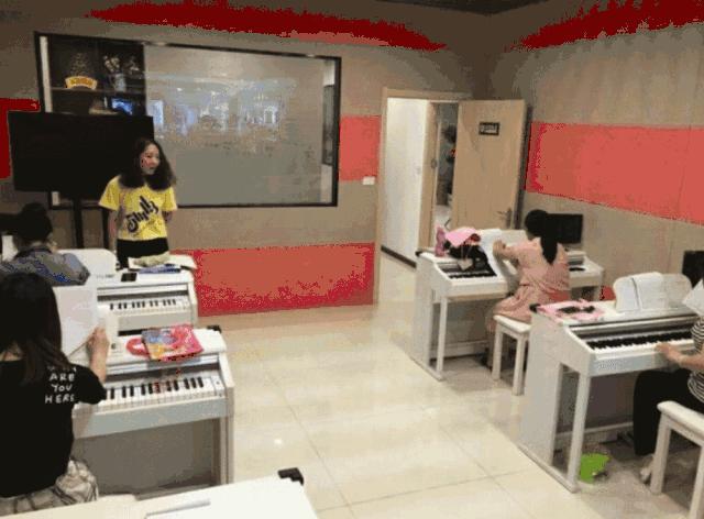 19.9元抢100元代金券,荆州柏雅琴行多少钱一节课