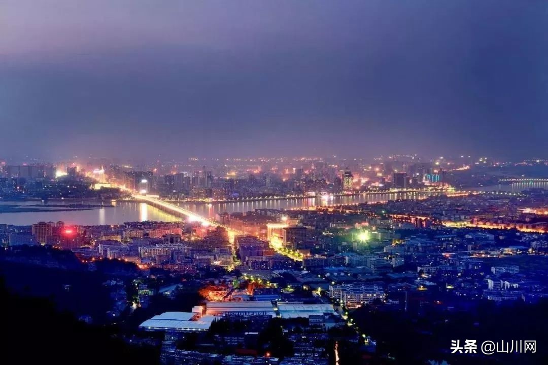 2018年华中区TOP10城市:华中豫鄂湘,伯仲之间,短兵相接