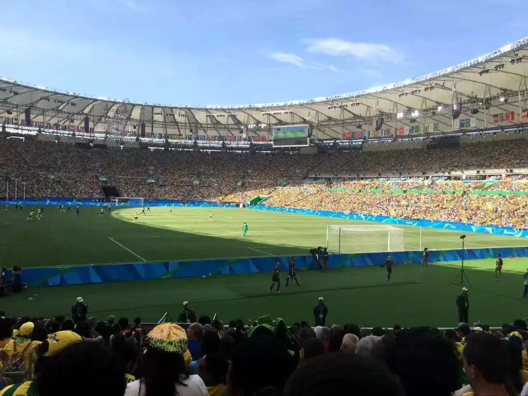 行走的耳朵抖音视频,行走的耳朵