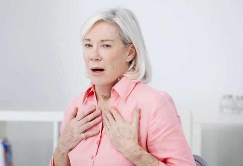 肺部有毛病化验血能看出不,感觉肺部有痰该做什么检查