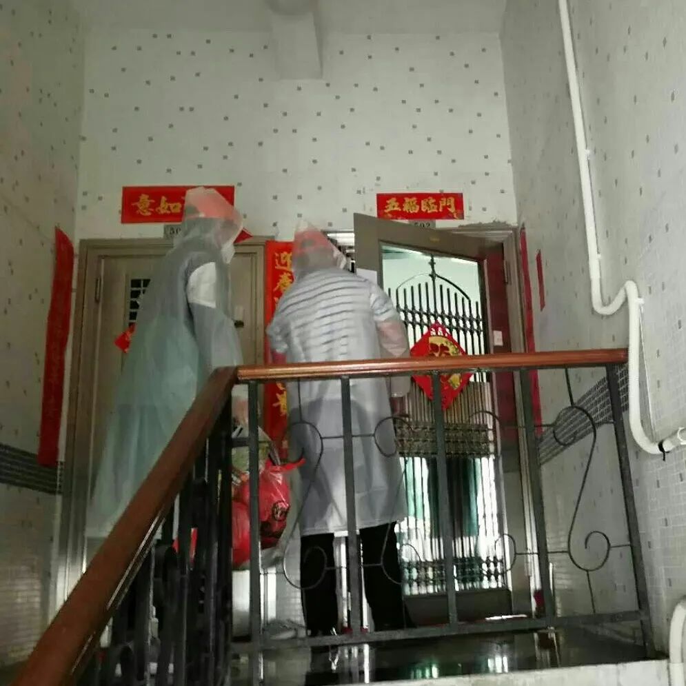 番禺|“尖刀班”后生“奥利给”,暖心服务广碧社区