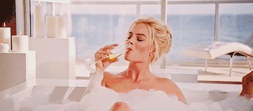 自己搓澡搓不到后背怎么办,洗澡怎样才能搓干净后背