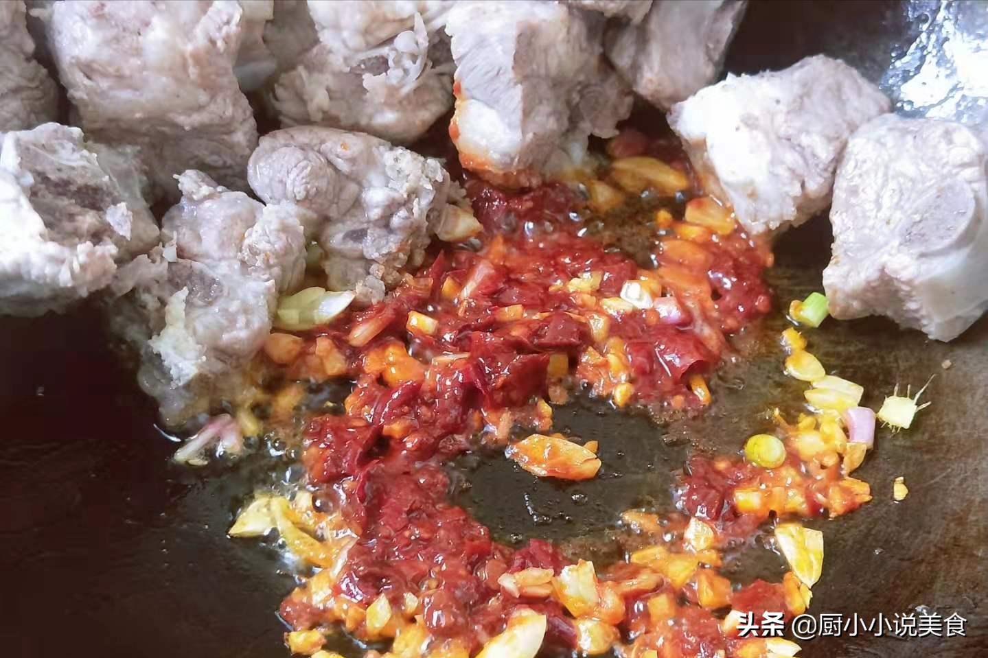 炖排骨用水果玉米还是糯玉米,炖排骨放什么材料炖出来最好吃