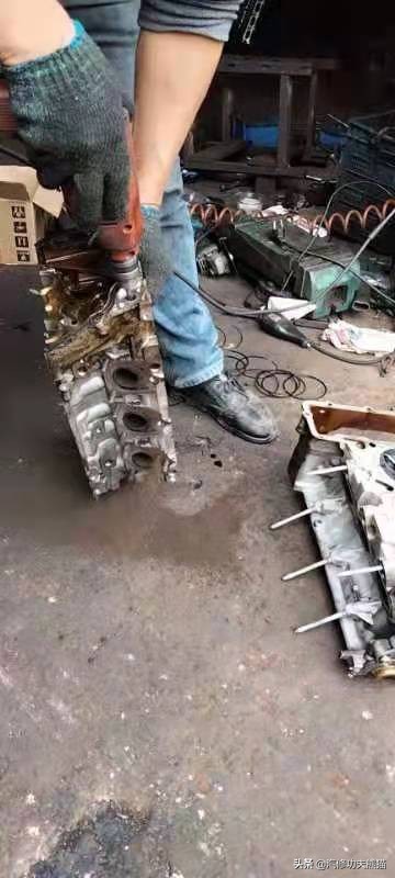 二手途锐烧机油怎么办,二手大众途锐烧机油