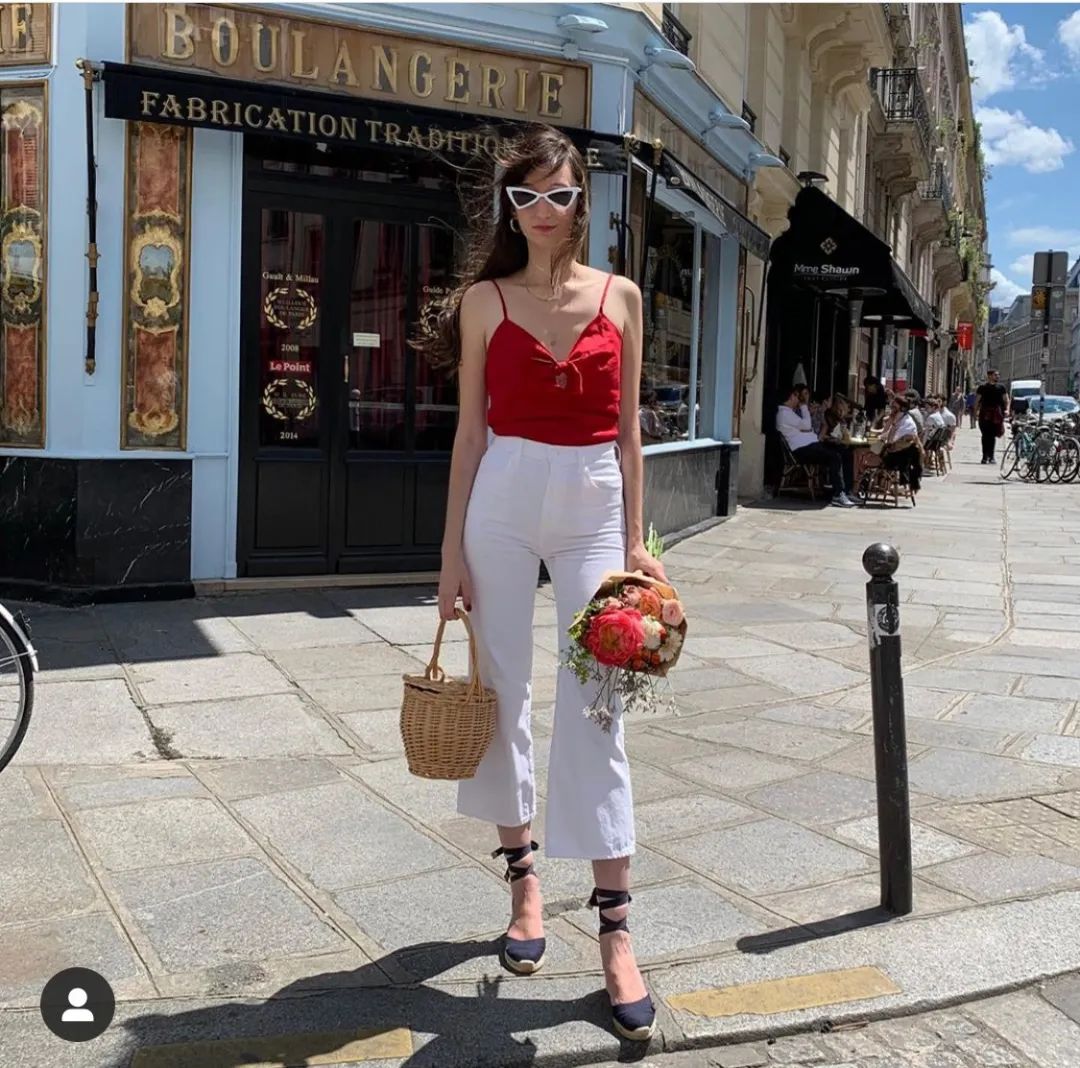 小白裤如此穿搭尽显高级感,夏季薄款纯白色八分小白裤女士