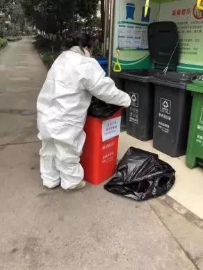 战疫情90后勇担当,90后抗疫情白衣天使事迹