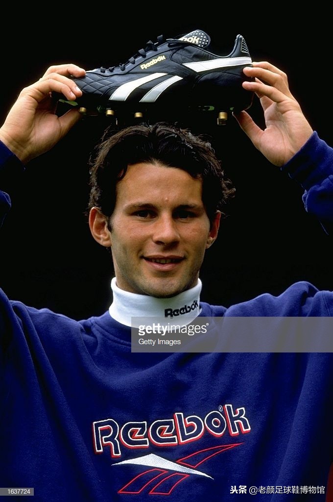 锐步历年足球鞋,历年锐步足球鞋