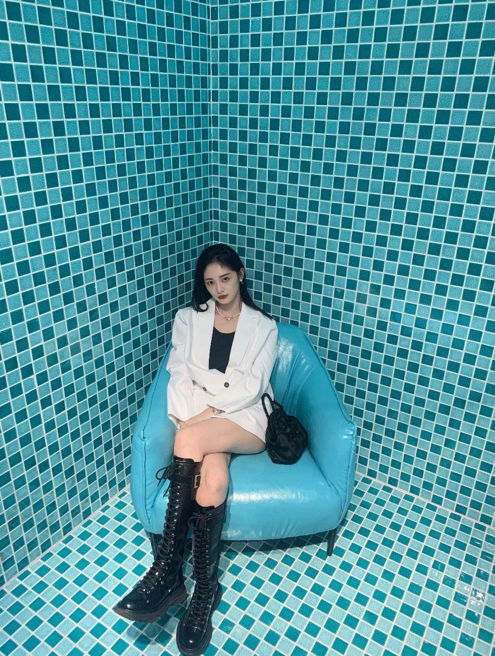 春季西装外套怎么穿出时髦感,西装外套最帅气的搭法春天必穿