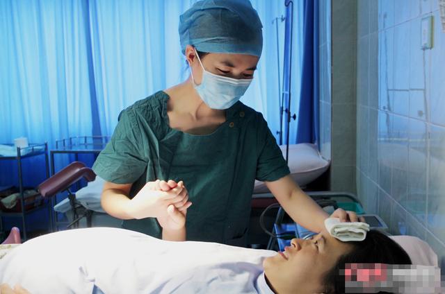 产妇分娩用力导致出血,生孩子顺产用力过猛出内痔疮