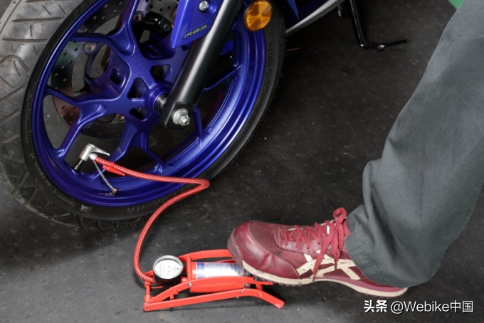 Webike小学堂：检查轮胎胎压的正确方法