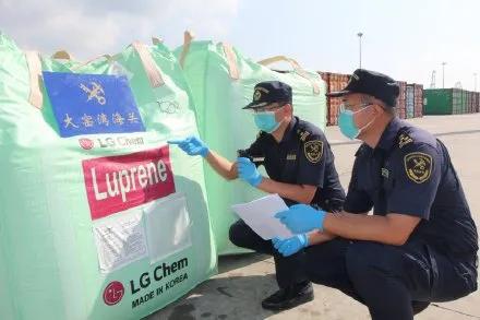 海关打击虚假贸易的举措,打击假货政府的重要性