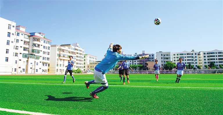 魅力琼中掀起足球旋风