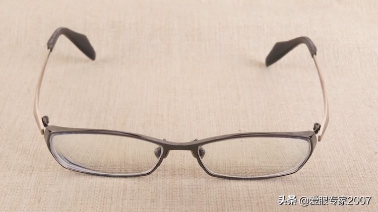 日本SPIVVY眼镜介绍，以及SPIVVY纯钛眼镜的修理维修