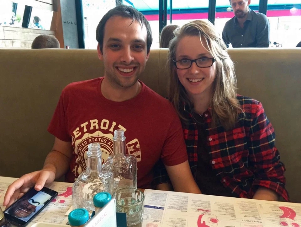 英国女孩患病,英国女子患怪病