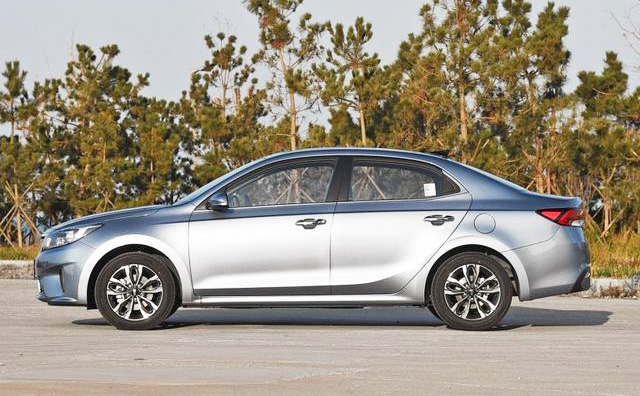 起亚k2好还是起亚k3好,起亚福瑞迪是k2还是k3