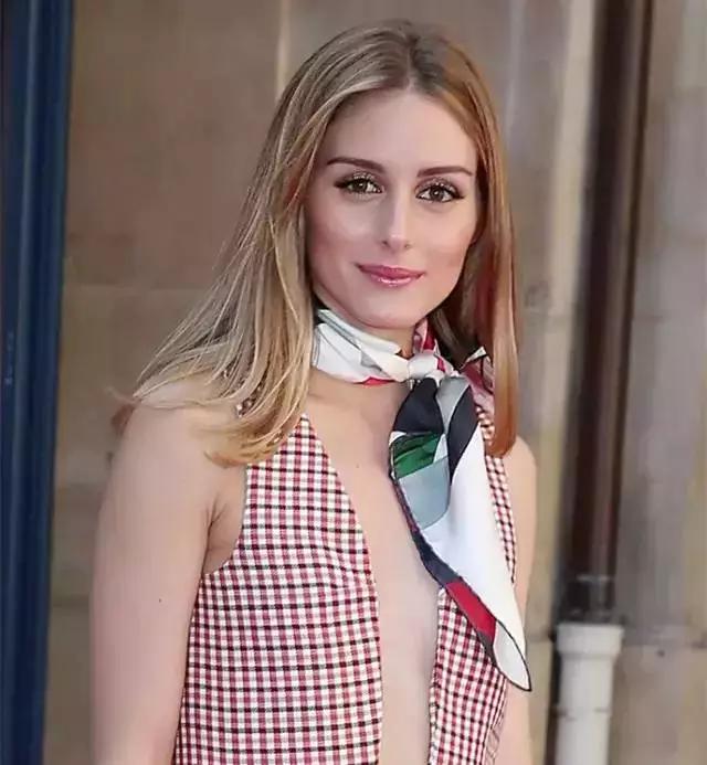 爱马仕丝巾贵的原因,爱马仕丝巾白标和黑标区别