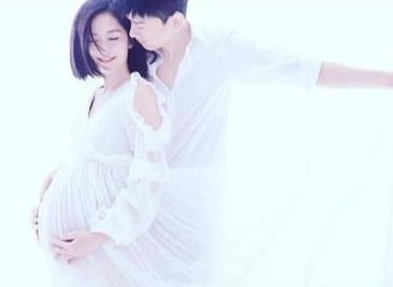 胡杏儿孕肚图片,胡杏儿孕肚大片