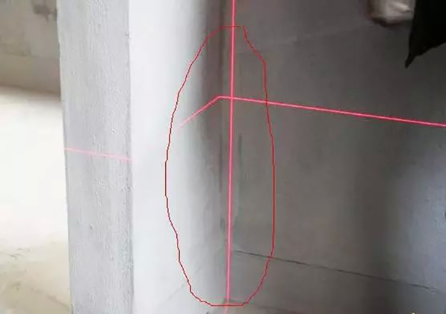 做定制柜子需要找平吗,做定制柜子前需不需要先刮腻子