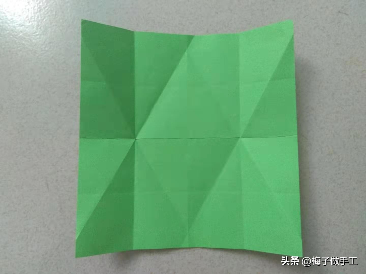 怎么折实心六芒星,手工折纸四角星怎么折