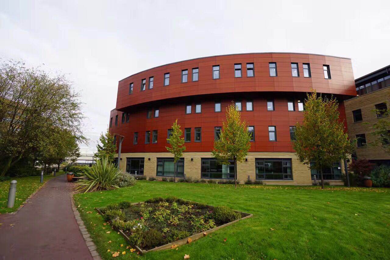 英国留学｜读懂英博夏尔大学，也不是很难