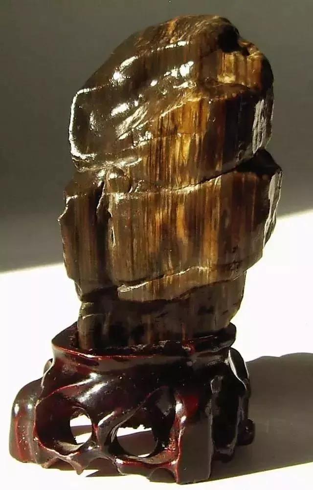 石头玉的鉴别,一块石头一块玉