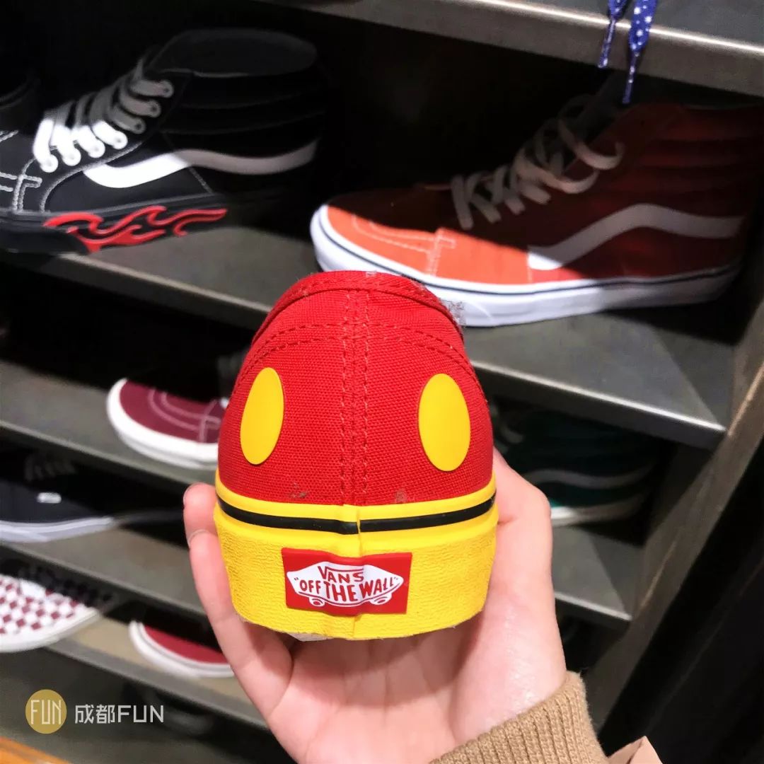 hm和芝麻街联名,moschino联名hm