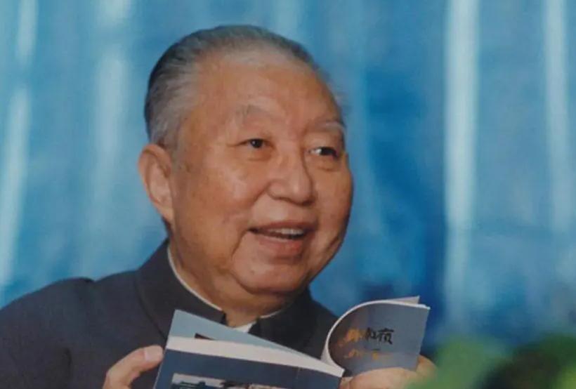 高铁夫人孙克悠:和*国锋华**并肩战斗,与*耀邦胡**2年查清瞿秋白真相