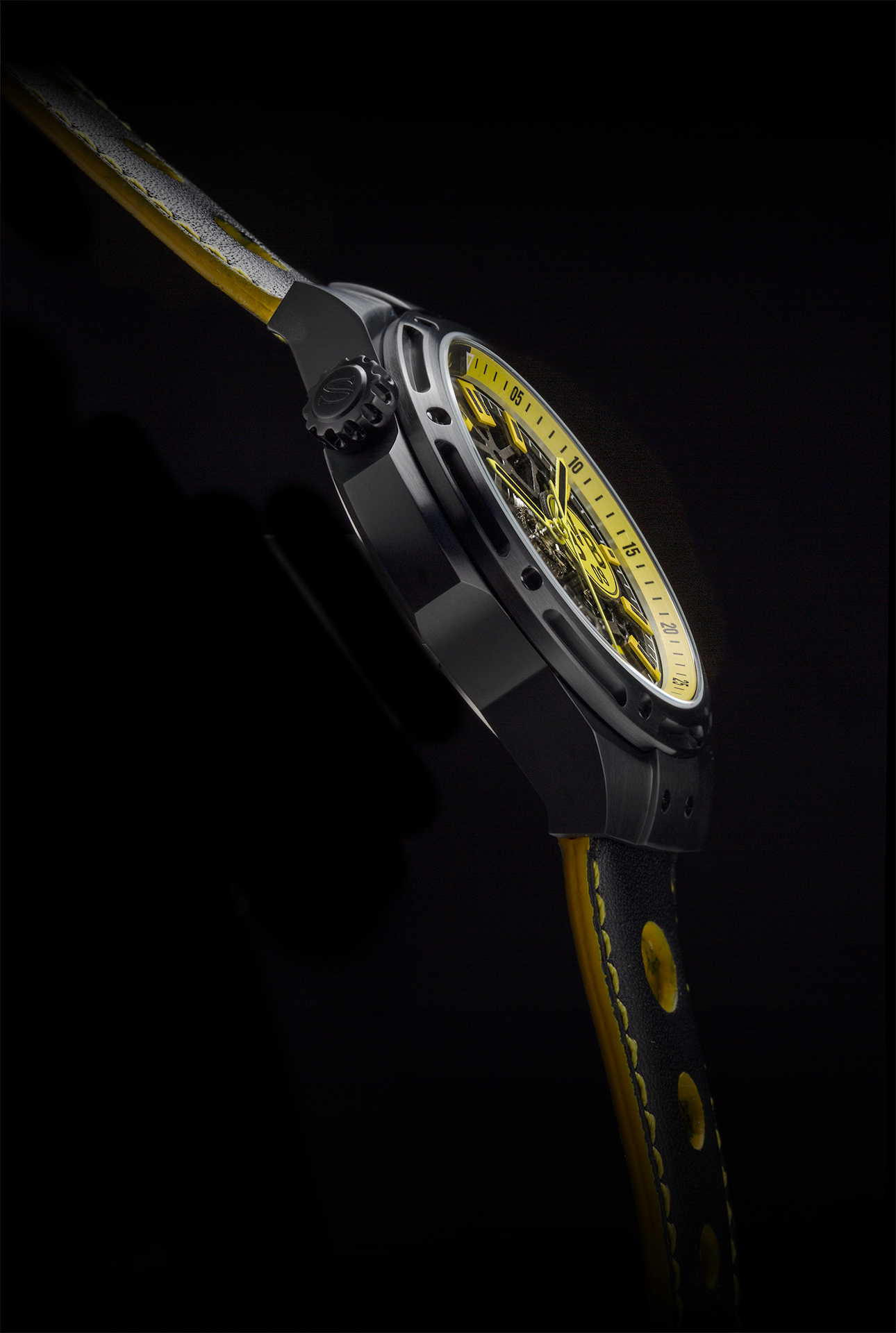 海鸥多特蒙德联名手表,海鸥多特蒙德手表欣赏